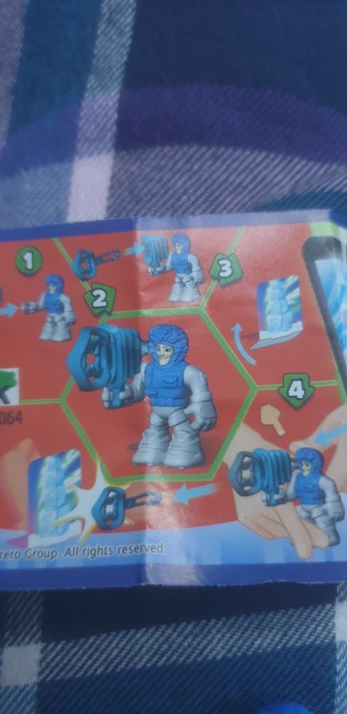 Kinder niespodzianka kosmiczny wojownik -3