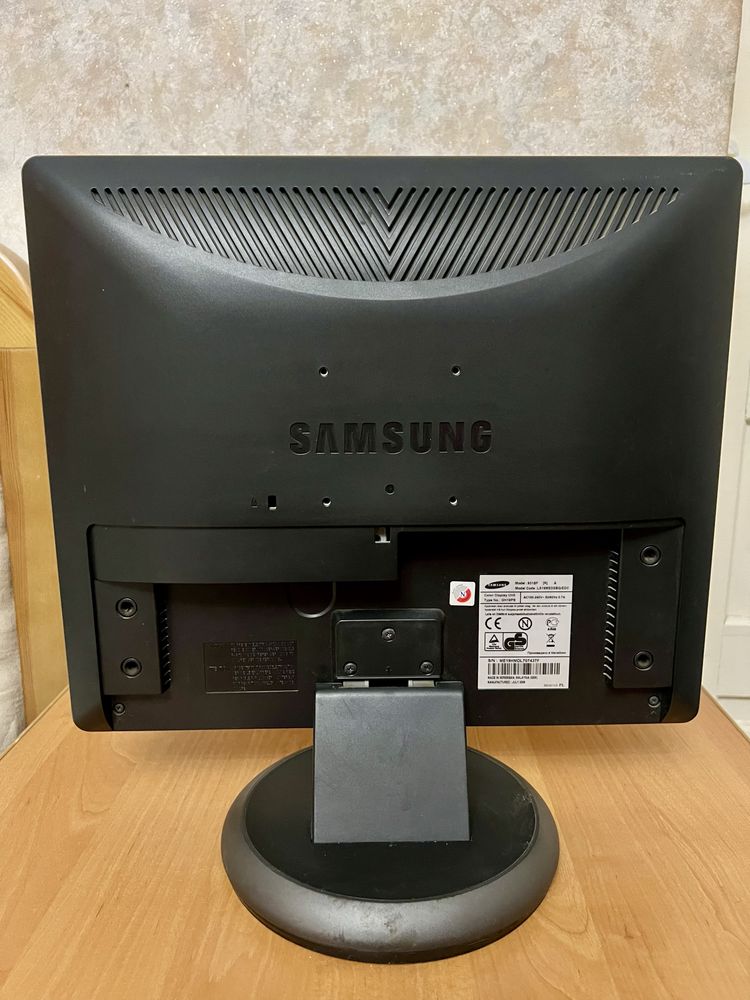 Монітор 19 Samsung 931BF під ремонт, на запчастини