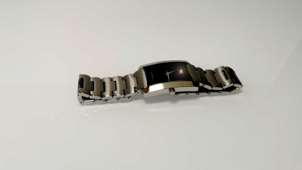 Часы Movado кварц