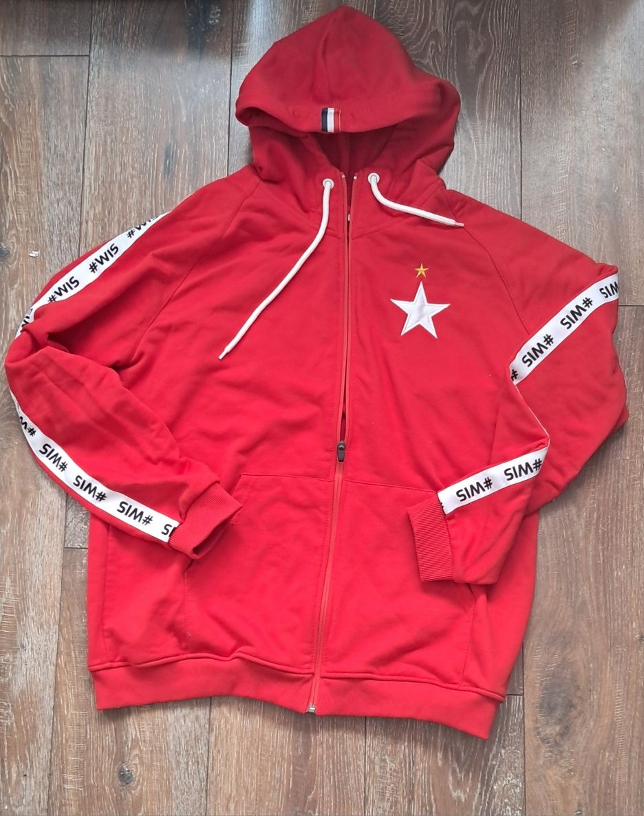 Bluza Wisła Kraków #WIS z Kapturem Czerwona