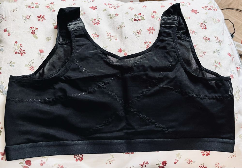 Biustonosz sportowy czarny 3XL Woweny