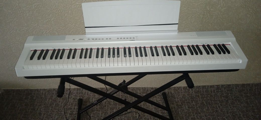 Електричне піаніно Yamaha P125 WH 88 клавіш