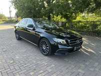 Mercedes E220d 4Matic, Salon PL