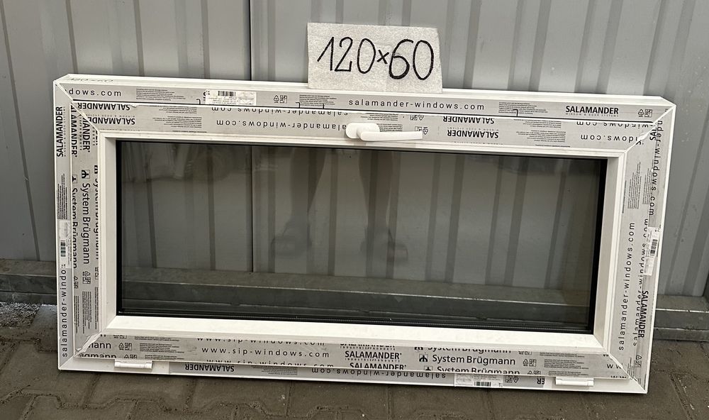 Okna PCV 120 x 60 białe, dostępne kilka sztuk.