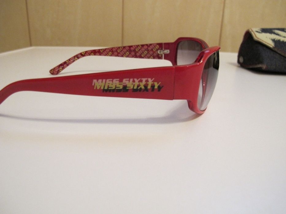 Okulary przeciwsłoneczne z filtrami uv Miss Sixty