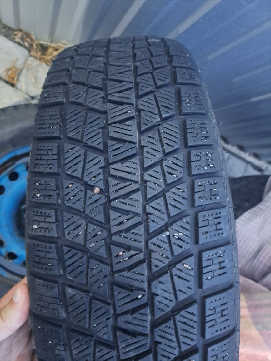 Продам 195  70r15c