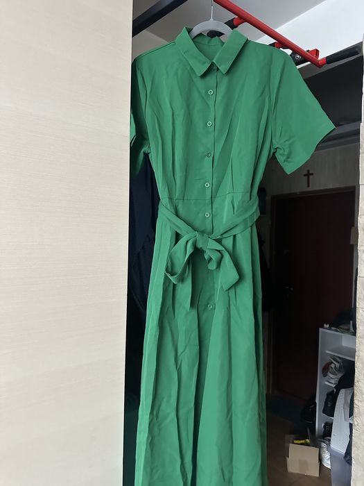 Nowa zielona sukienka z kieszeniami r. XL