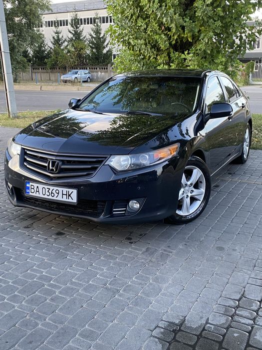 Honda accord 8 2.0 2008