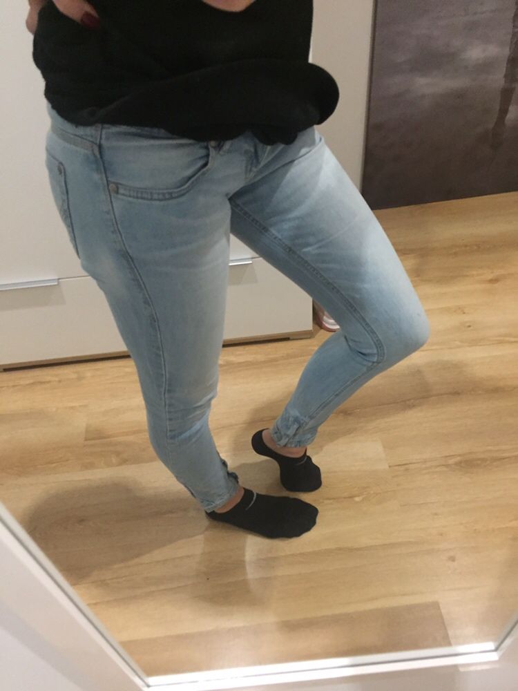 Spodnie jeansowe jeansy 34 32 Bershka jasne