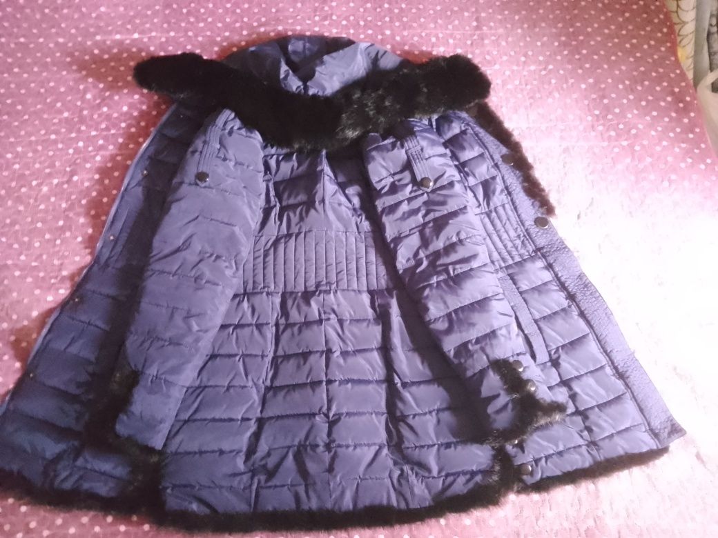 Продам пуховик L 46