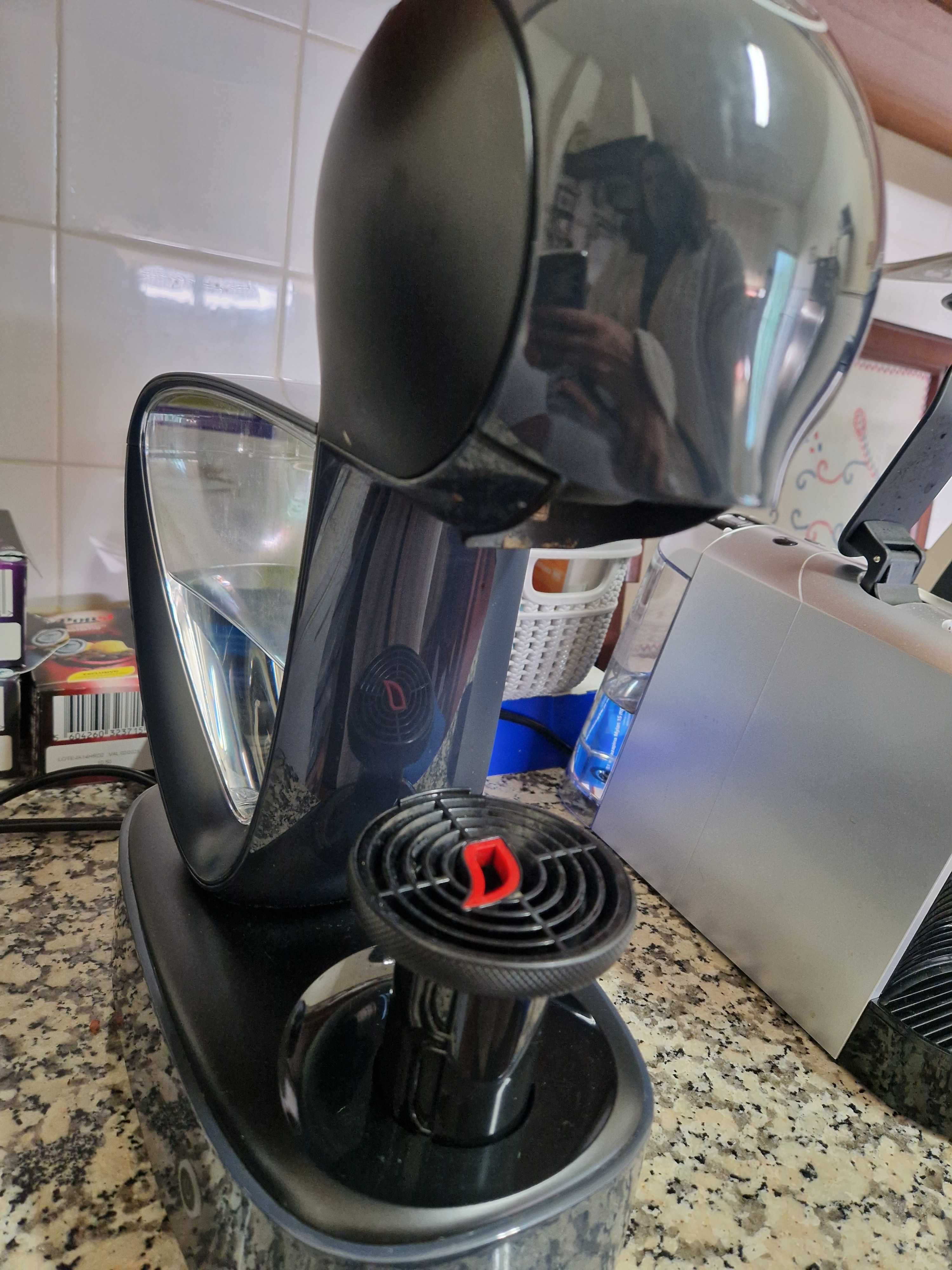 Máquina de Café Dolce Gusto