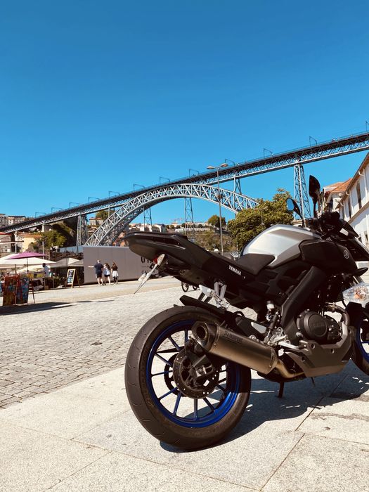 Yamaha mt125 akrapovic