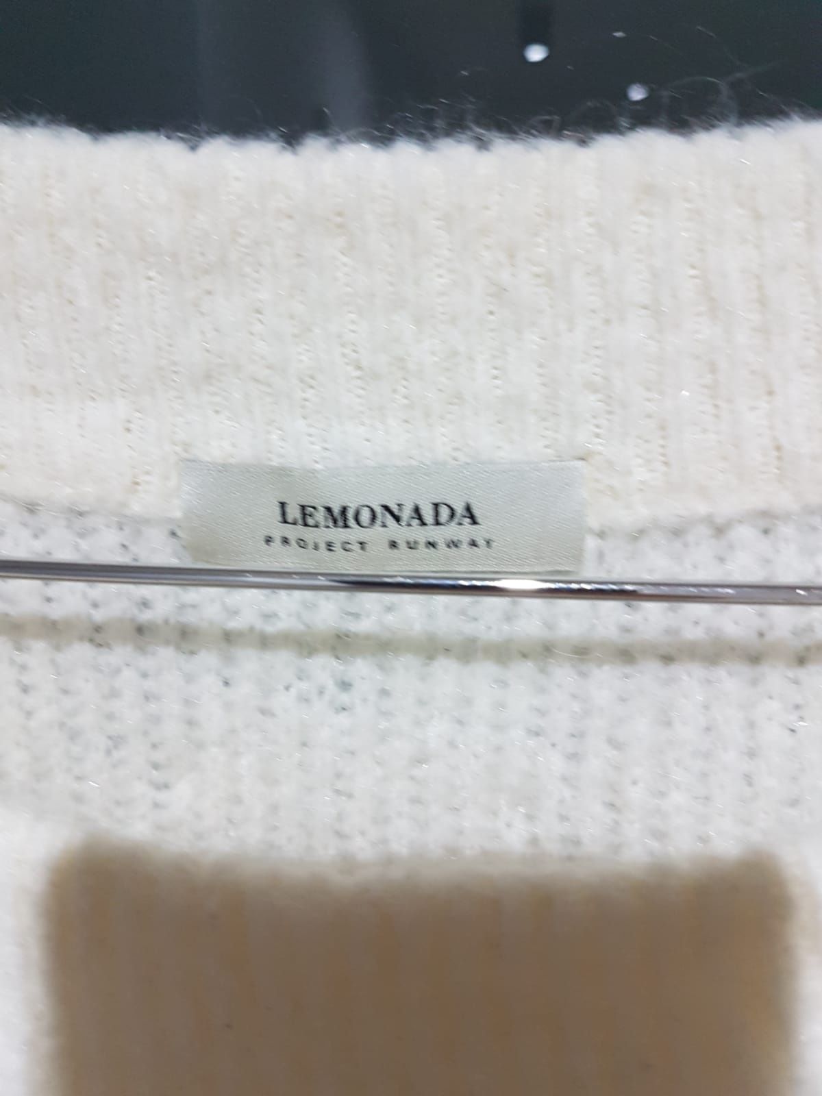 Sweter alpaka marki Lemonada
