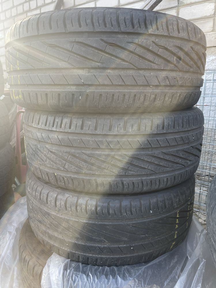 Продам свою резину Uniroyal RainSport 5 215/55 R17