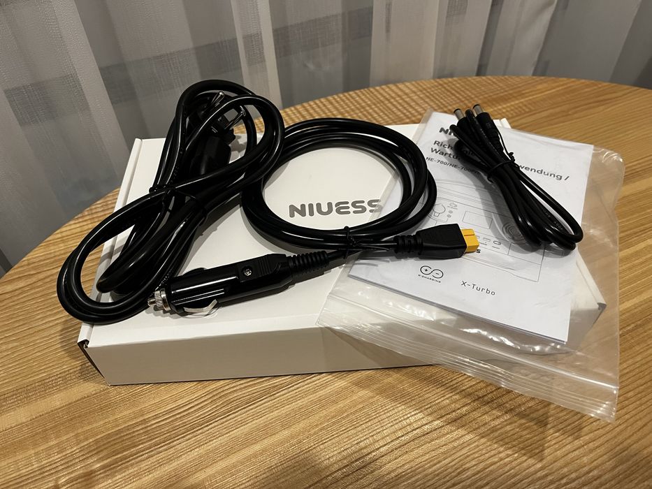 Продам зарядну станцію NIUESS NE 700 pro/700 Вт/720 Вт-год/ Li-lon