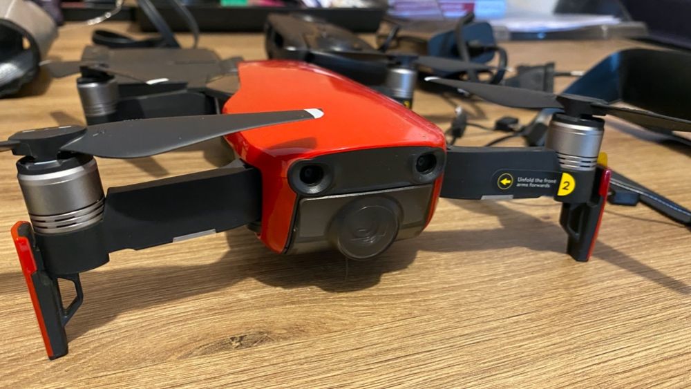 DJI Mavic Air Flame (Red) uszkodzony