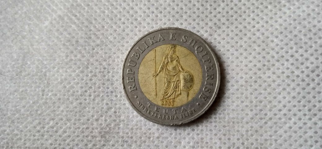 Монета 100 Албанских Лек