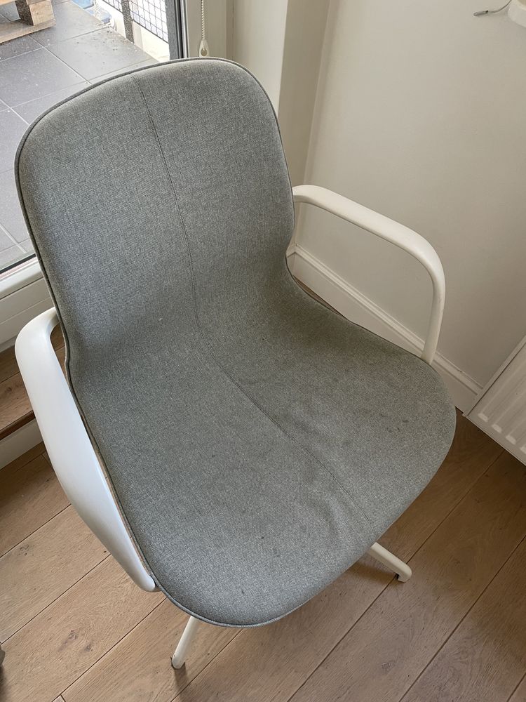 Krzesło obrotowe IKEA Langfjall jasnozielone