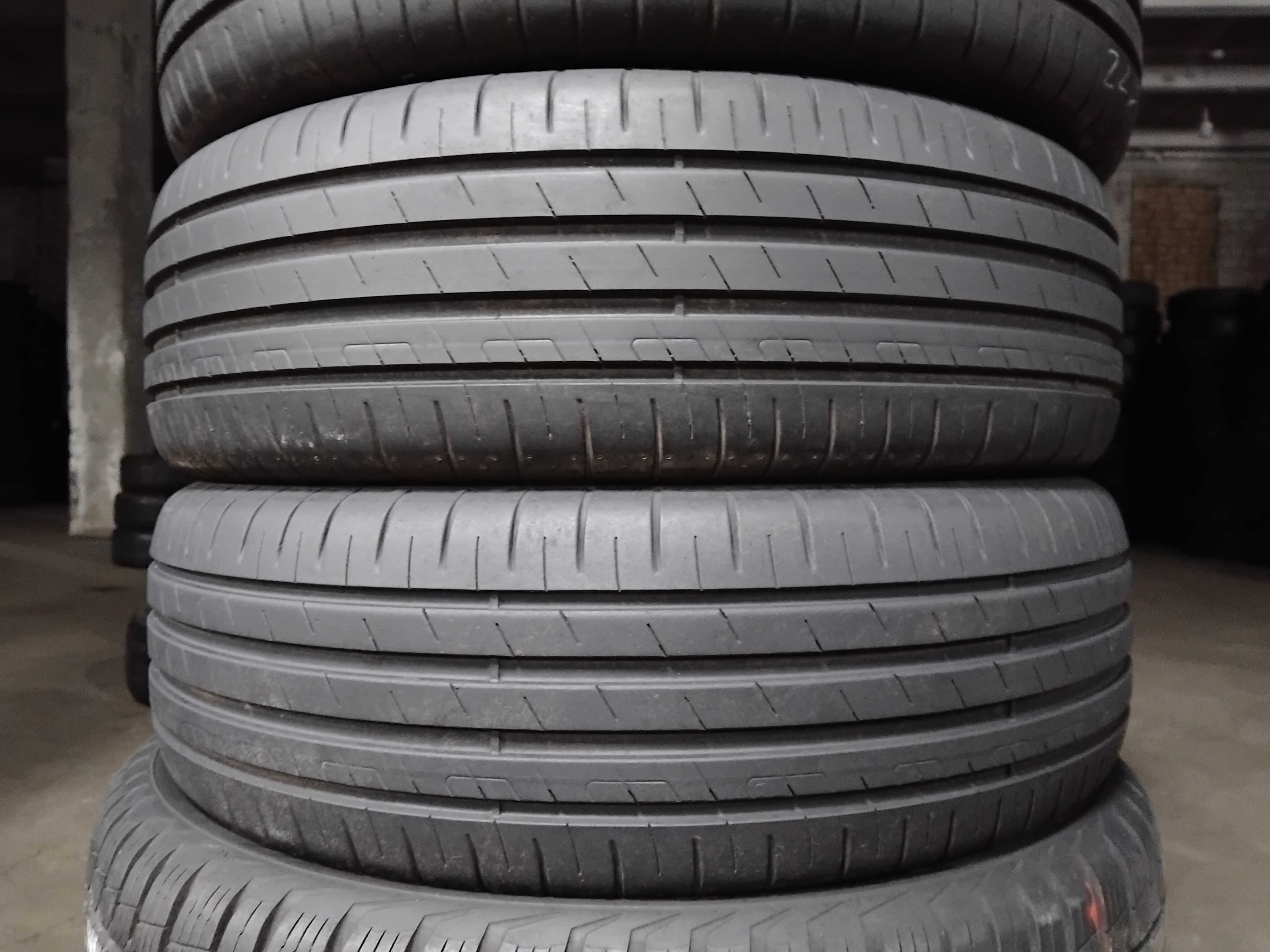 Шини бу 205/60 R16 Goodyear Efficient Grip Performance Комплект Літо