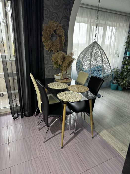 Двокімнатна квартира в тихому районі міста