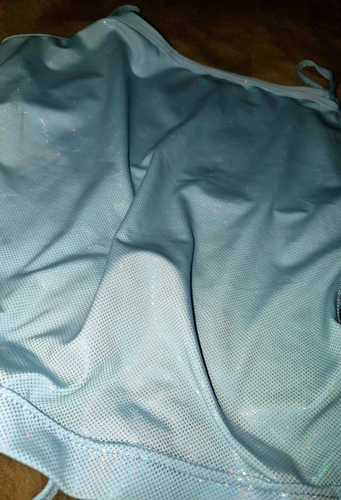 Połyskujący top damski