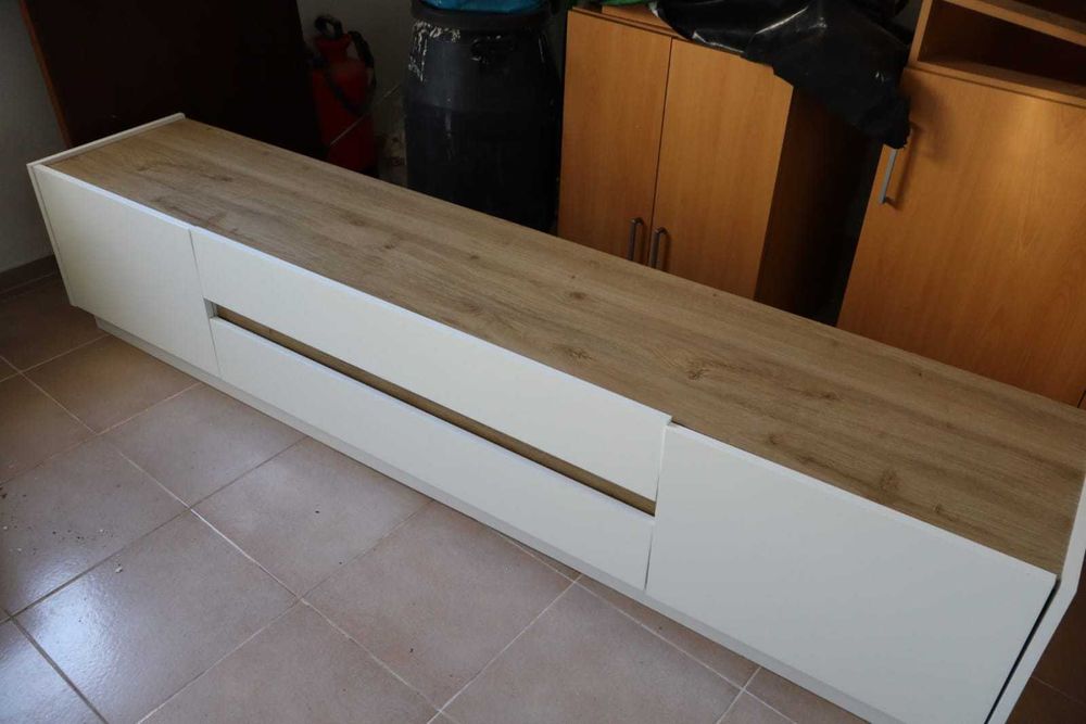 Móvel para televisão (Novo)