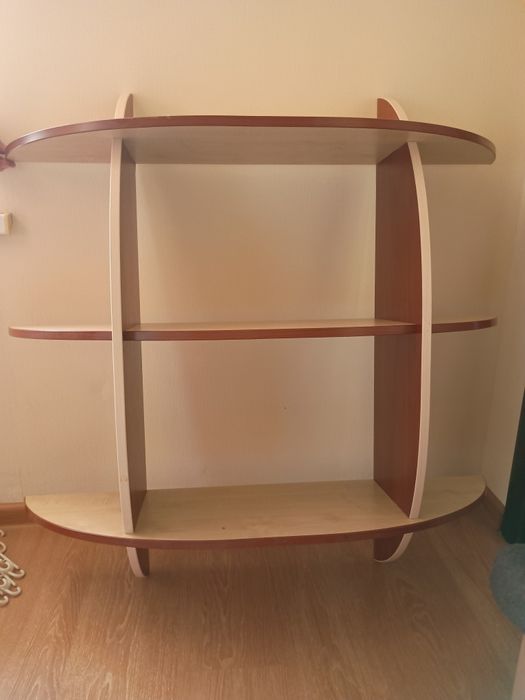 Настінна полка, Ламіноване ДСП