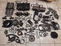 Kawasaki GPX 600 silnik części cylinder głowica magneto wałek kapa