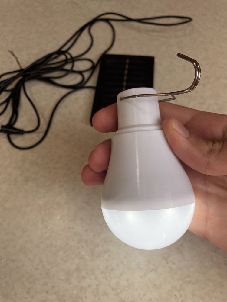 Лампочка з акумулятором + сонячна панель для зарядки