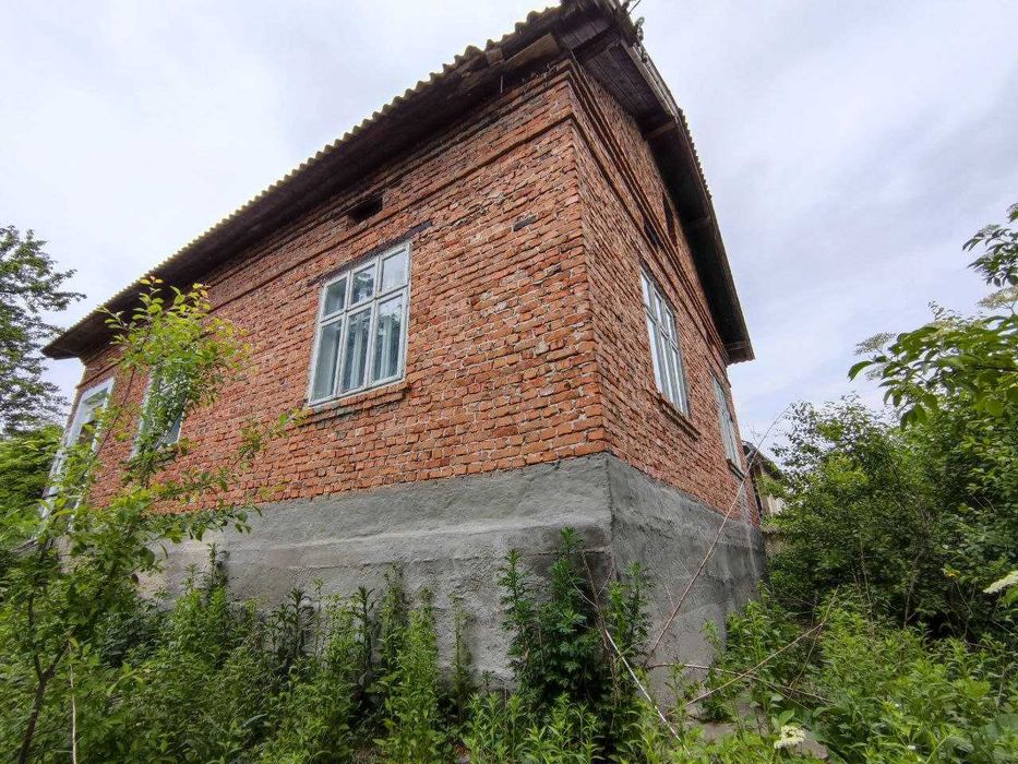 Продається цегляний будинок, у Галицькому районі, село Нові Скоморохи.