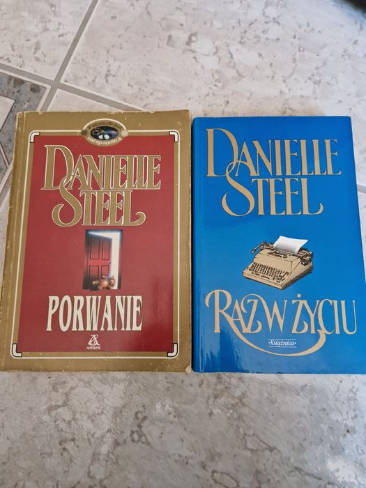 Dwie książki Danielle Steel Raz w życiu,  Porwanie