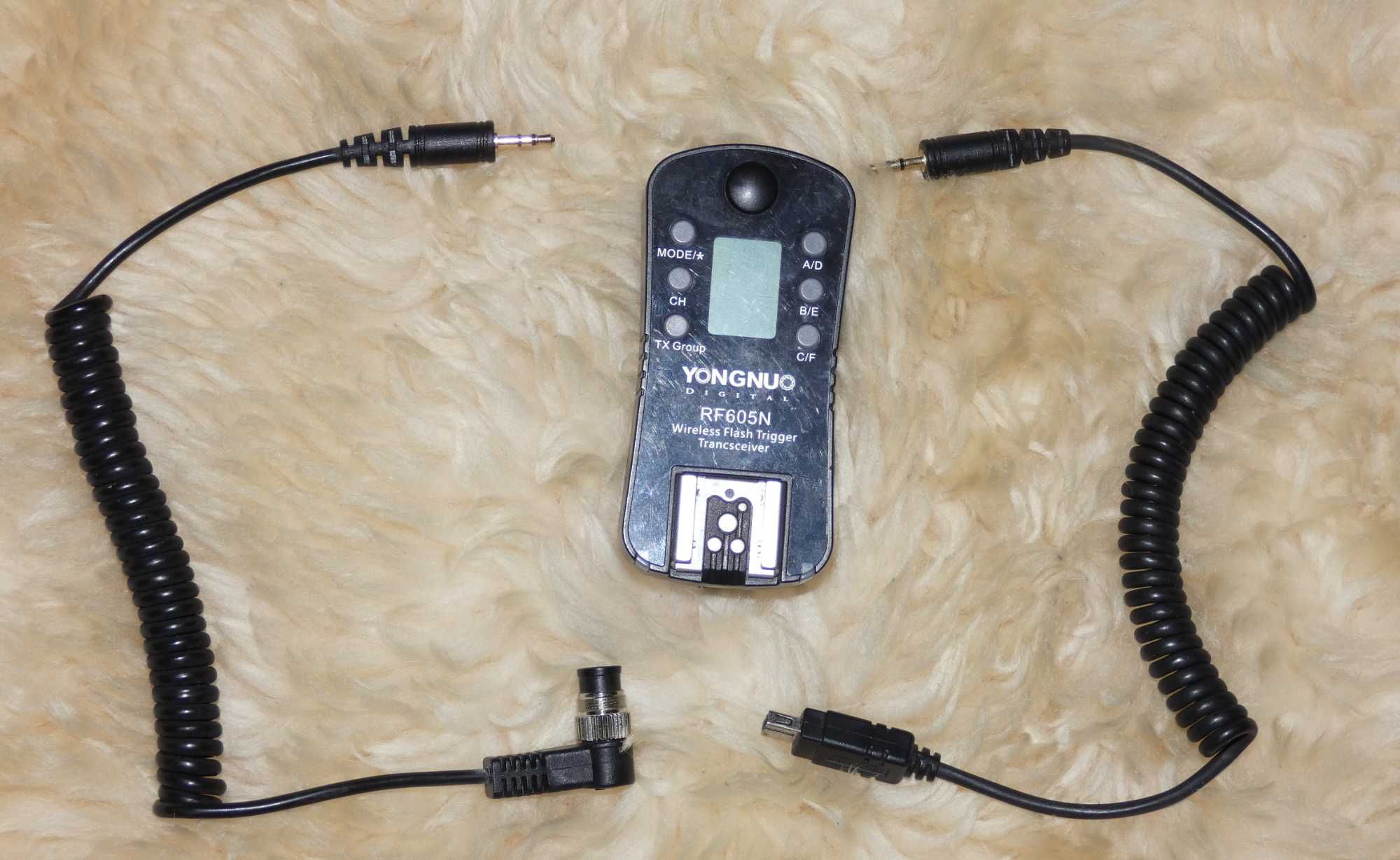 Радиосинхронизатор для вспышек Yongnuo RF605N + 2 тросика LS-2.5/N1 N3