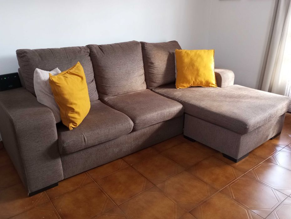 Sofá - Chaise Longue