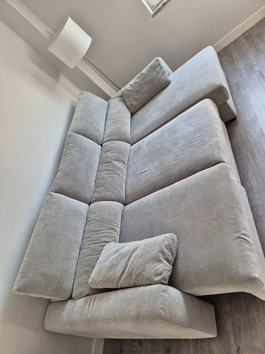 Vendo sofá de 3 lugares, com chaise longue