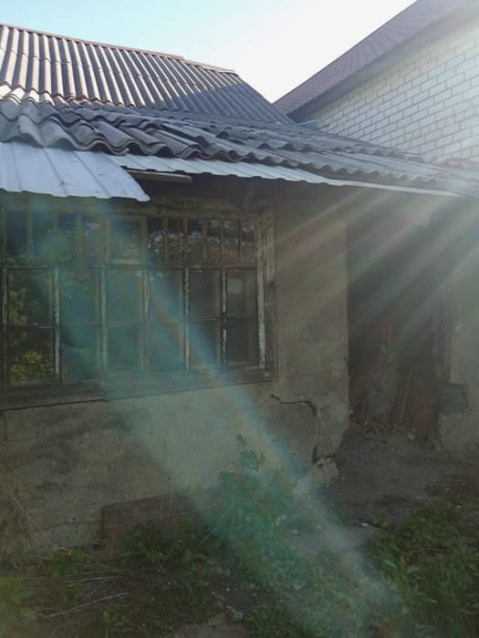 Продам дом для разборки на стройматериалы.