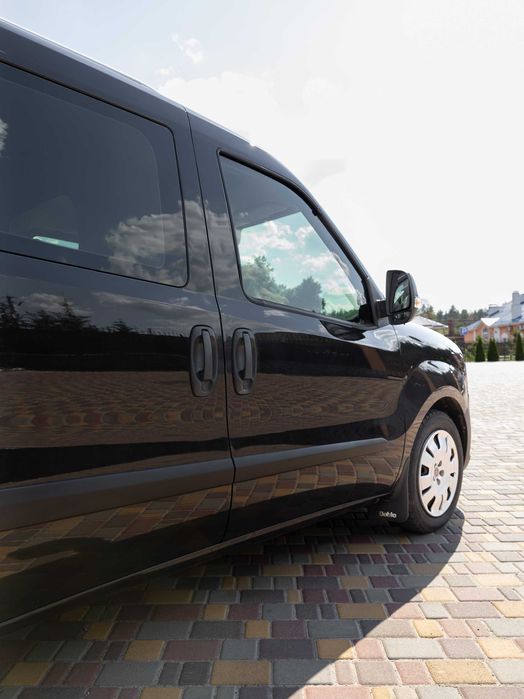 Вантажний автомобіль Fiat Doblo Maxi 2012