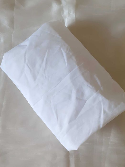 Непромокаемый наматрасник. Простынь. На детскую кровать.