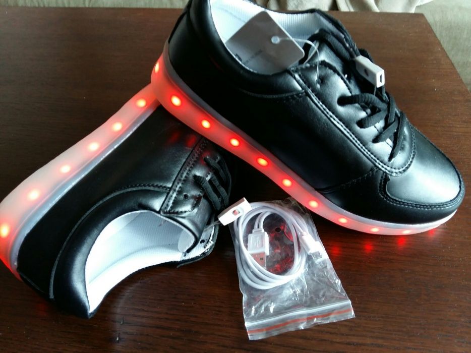 Buty LED oryginalne SNEAKLED nowe r 34/36