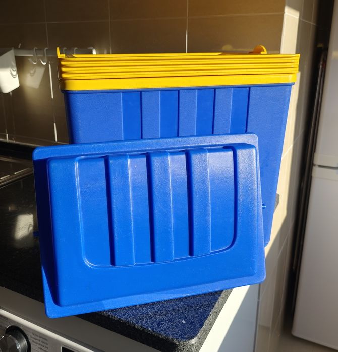 Excelente geleira 25 litros