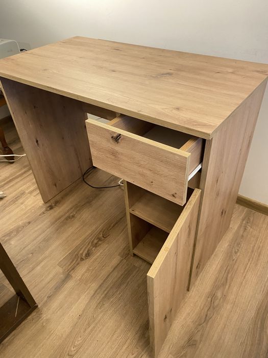 BIURKO i krzesło (razem / oddzielnie)