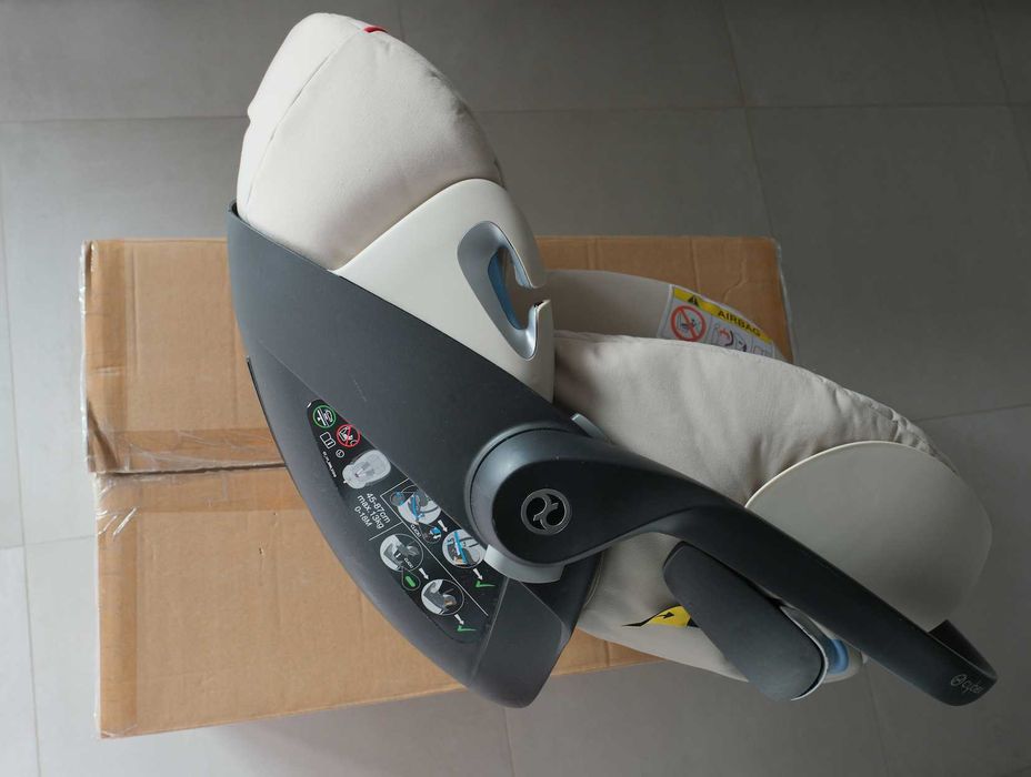 Cadeira Auto Cybex Cloud Z I-Size - Edição Ferrari