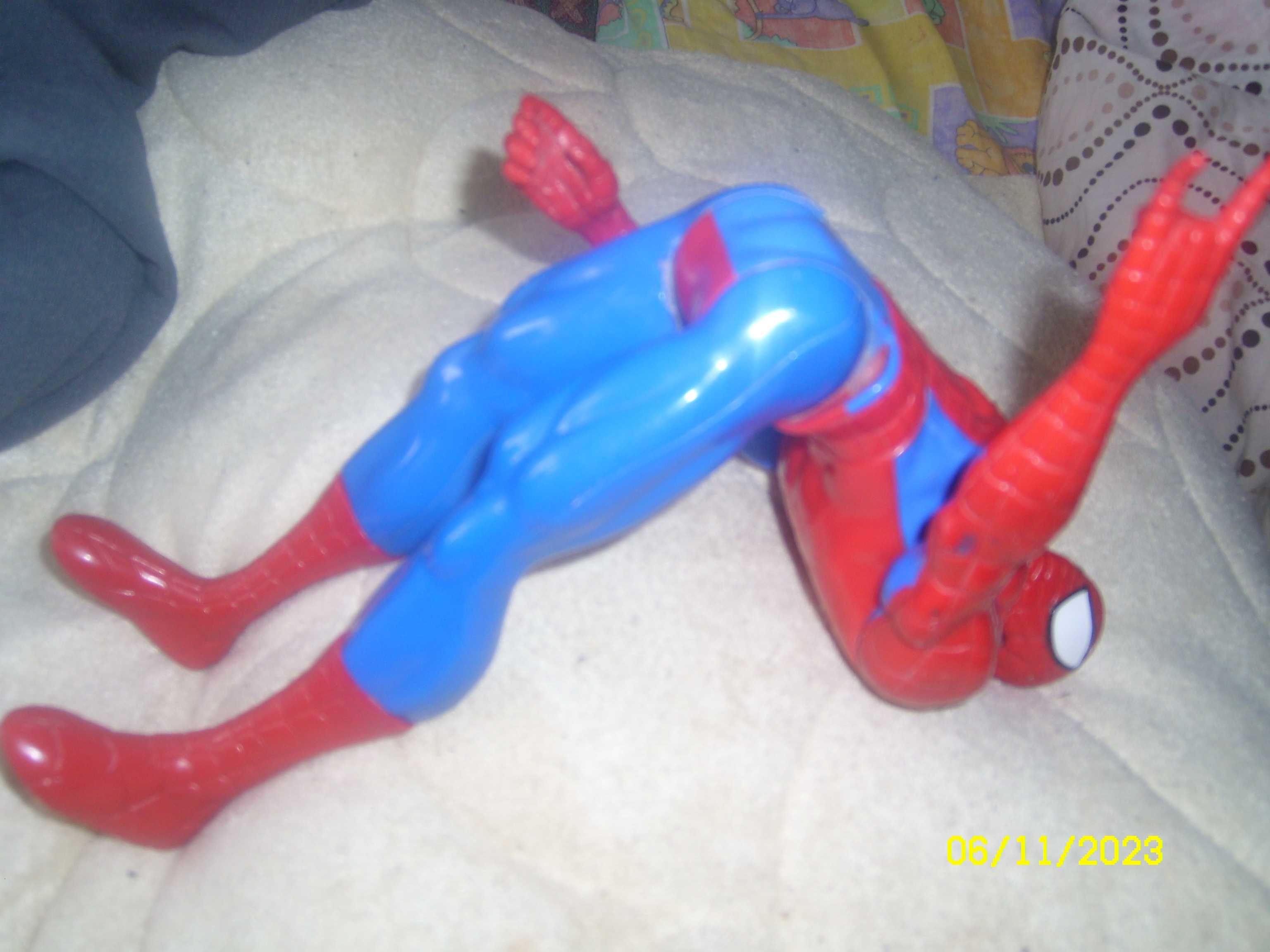 DUŹA 30 cm  figurka Spiderman, Tytan, Spiderman