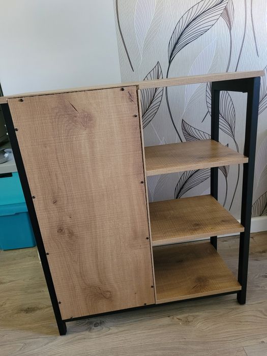 Szafka Selsey z serii Ramizu