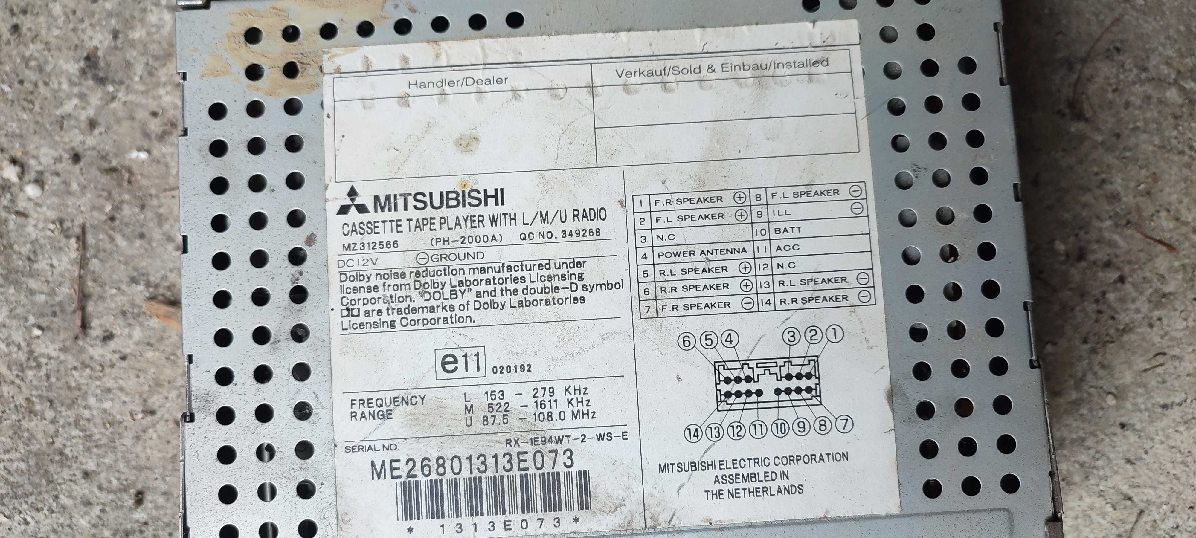 Radio Radioodtwarzacz Mitsubishi Pajero III mz312566
