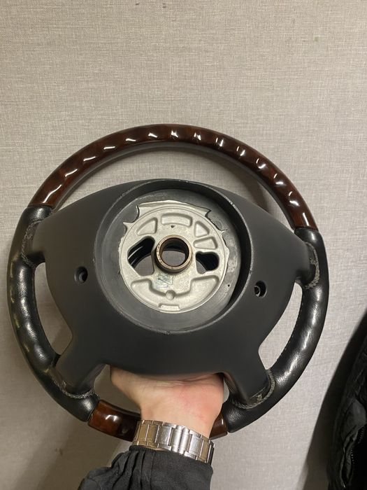 Деревяний руль кермо Мерседес w211