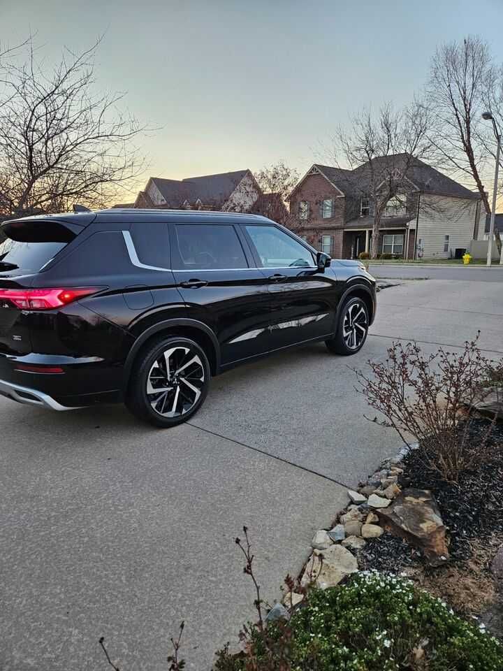 2022 Mitsubishi Outlander SEL Launch Edition