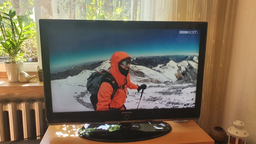 Telewizor 40" Samsung LE40M87BD