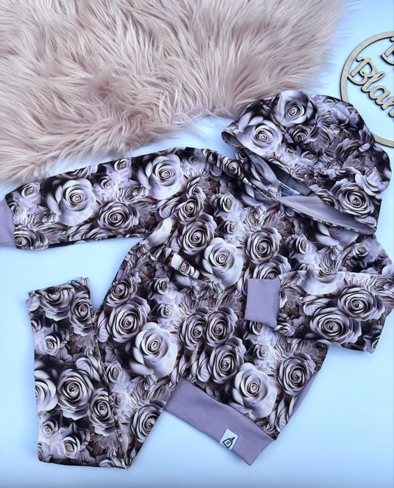 Milky Baby komplet dresowy dres w fioletowe kwiaty 3D 104 cm