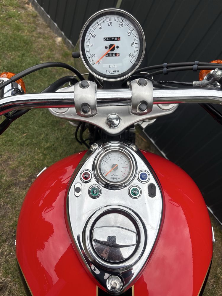 Chopper Triumph Speedmaster 800 Piękny 2006rniski przebieg 24256 km