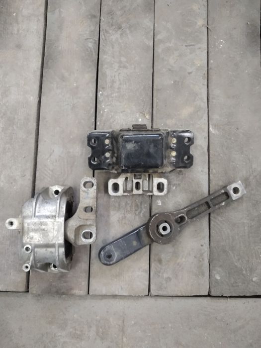 Продам оригінальні подушки , опори двигуна Шкода Октавія 1.6 MPI